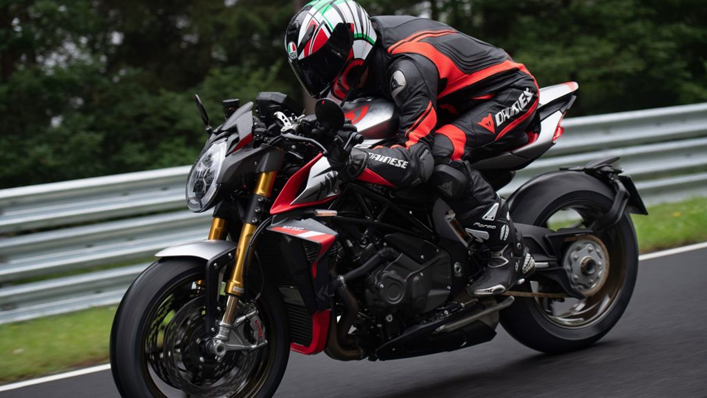 mv-agusta-brutale-1000-nurburgring