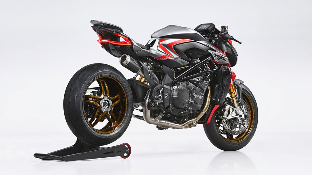 mv-agusta-brutale-1000-nurburgring