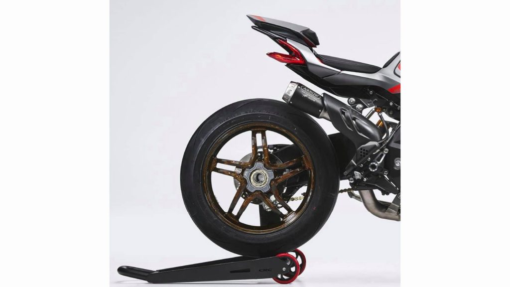 mv-agusta-brutale-1000-nurburgring-(20)