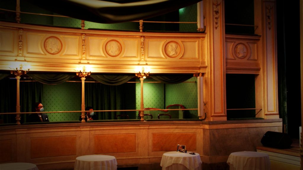presentazione-bentley-milano-teatro-gerolamo-(14)