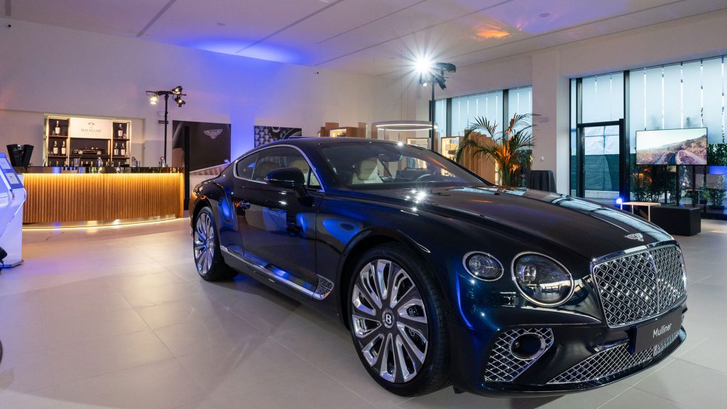 presentazione-bentley-milano-teatro-gerolamo