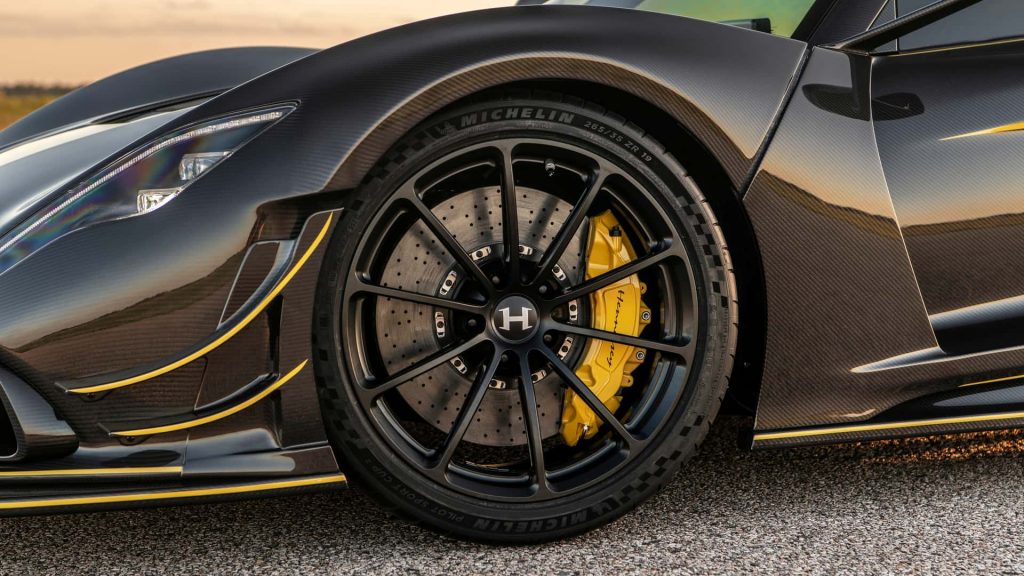 hennessey-venom-f5-revolution-roadster