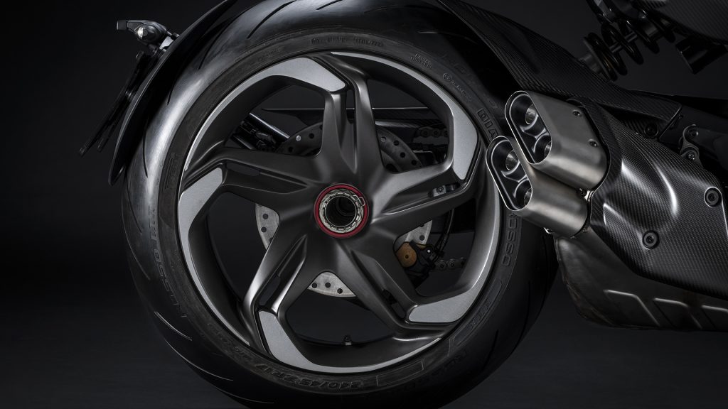 ducati-diavel-for-bentley