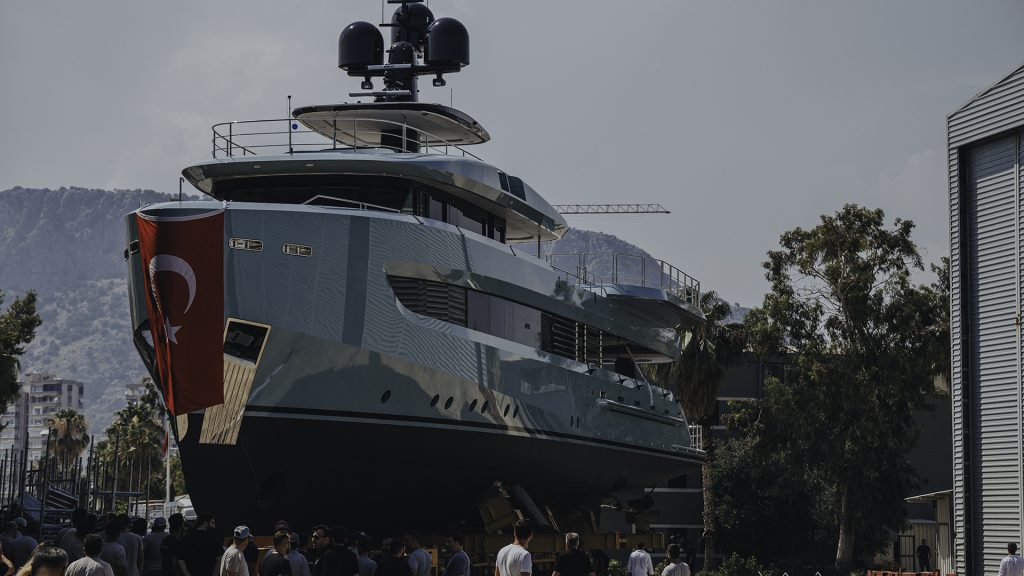 alia-yachts-53m-sea-club