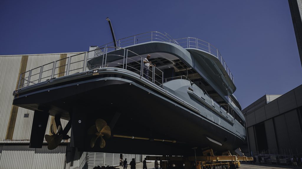 alia-yachts-53m-sea-club