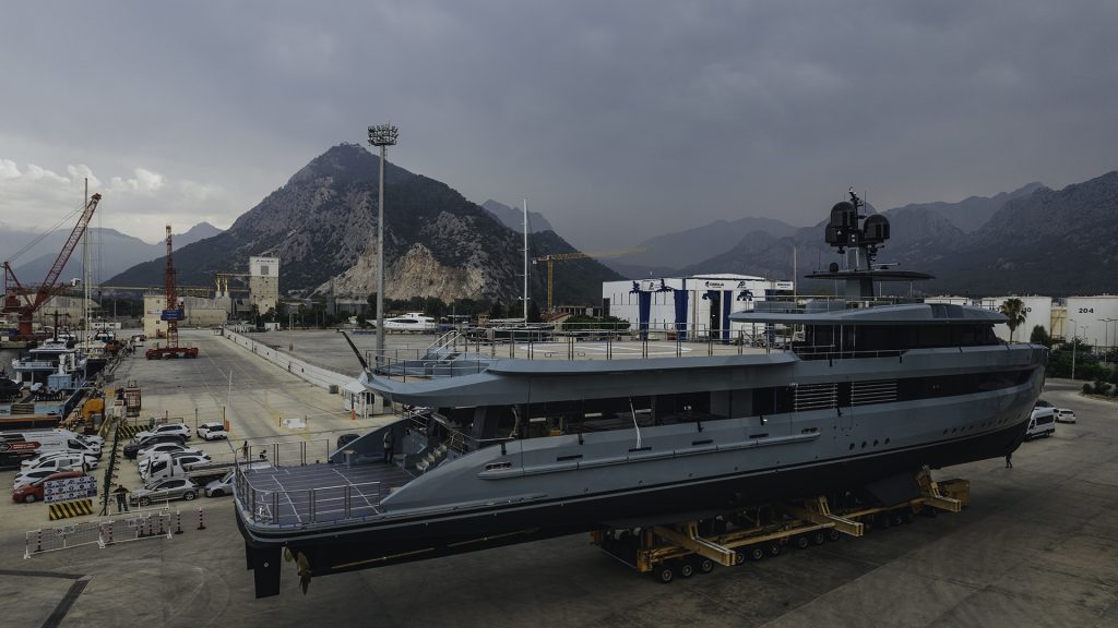 alia-yachts-53m-sea-club