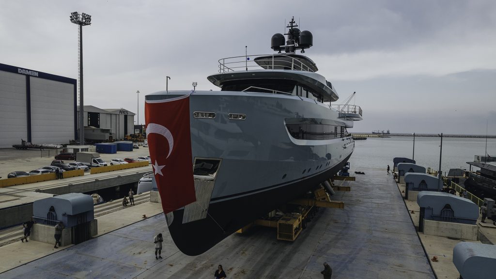 alia-yachts-53m-sea-club