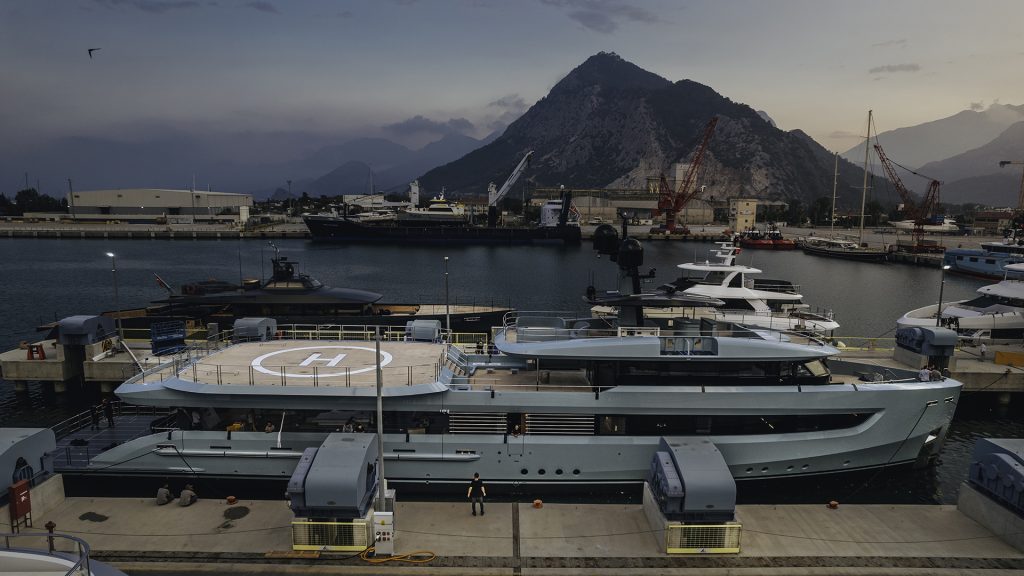 alia-yachts-53m-sea-club