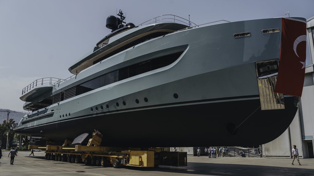 alia-yachts-53m-sea-club