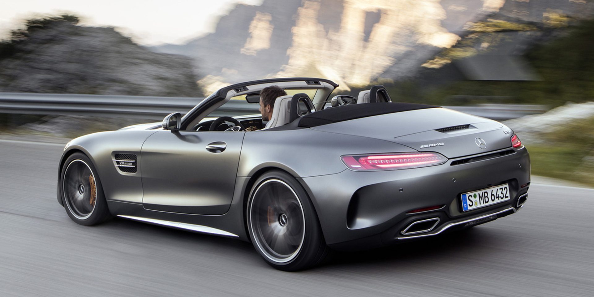 mercedes-amg-gt-roadster-gt-c-roadster