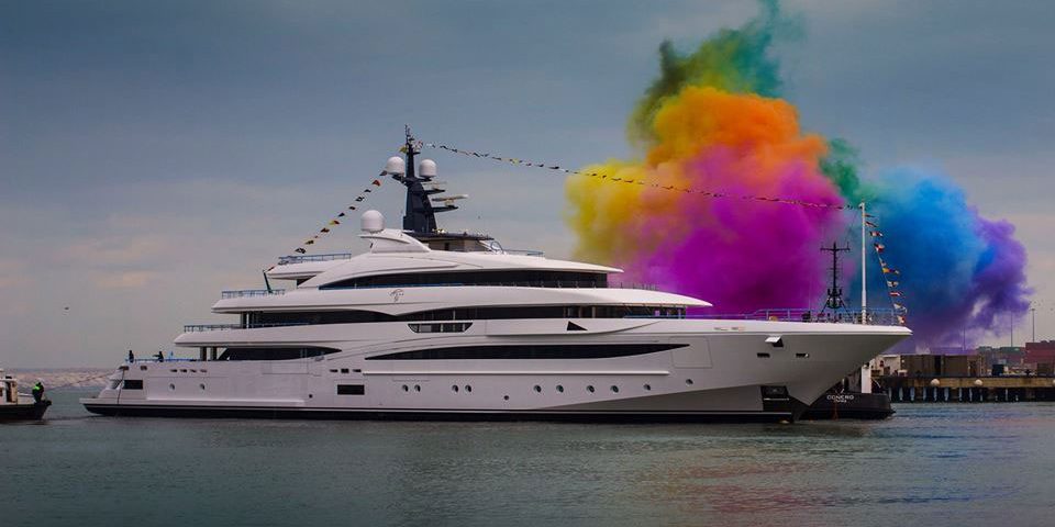 crn-yachts-cloud-9