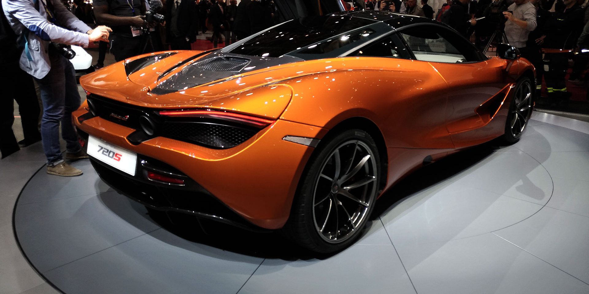 mclaren-720s-10-1