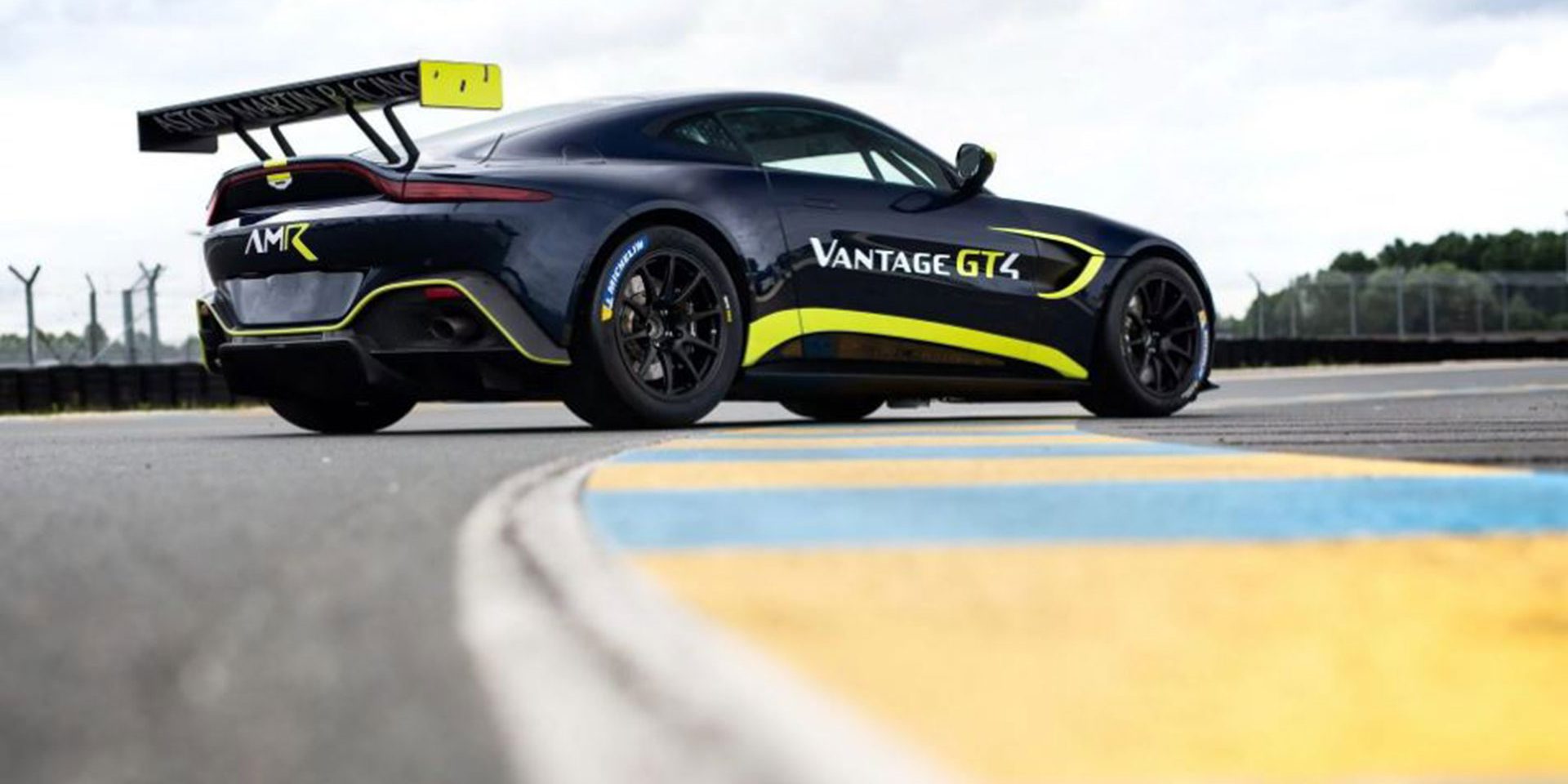 aston-martin-vantage-gt3-gt4