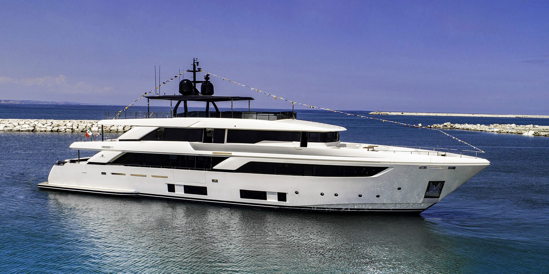 ferretti-navetta-42