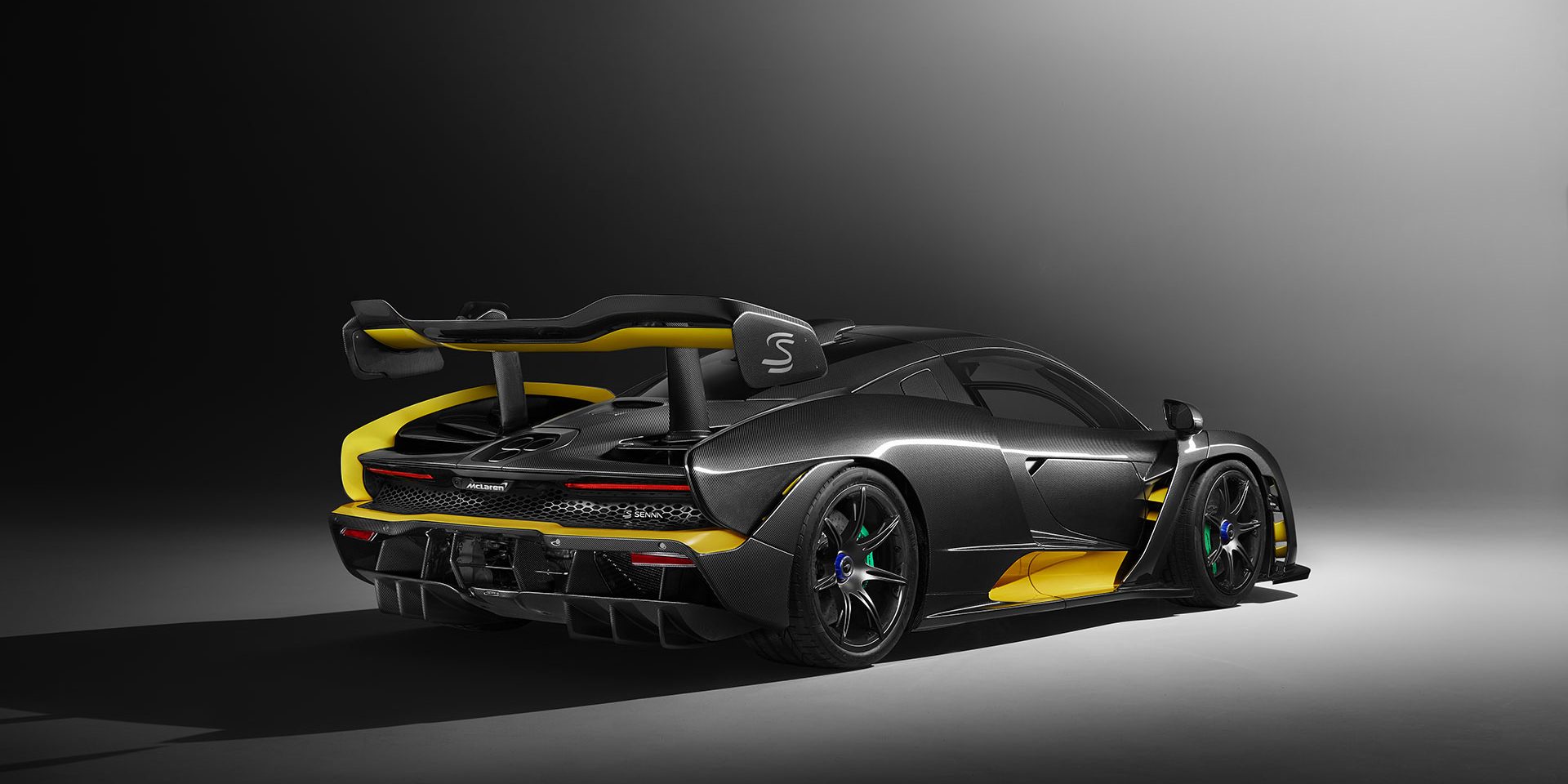mclaren-senna-carbon-theme