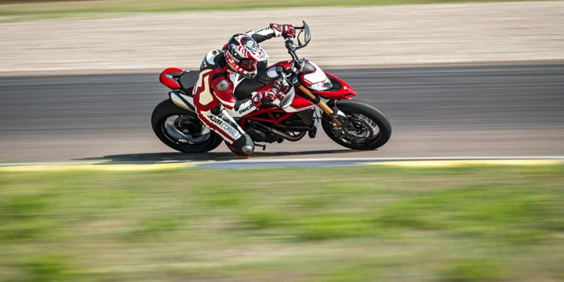 ducati-hypermotard-950