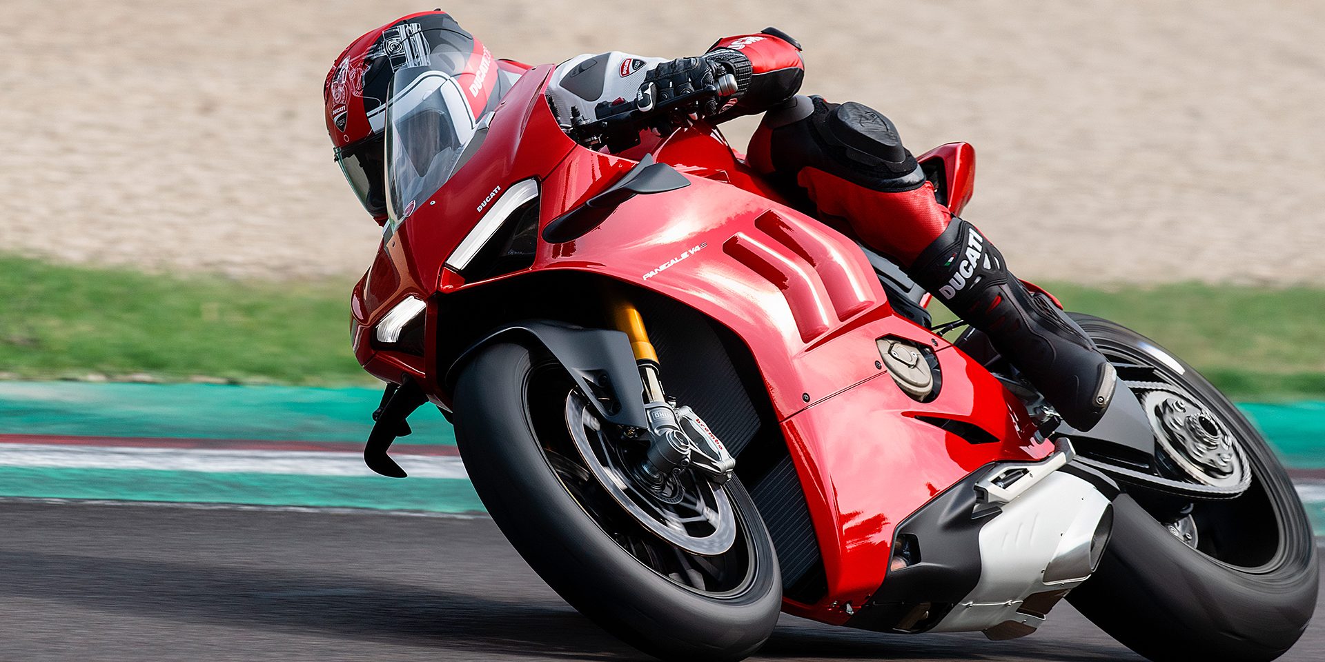 ducati-panigale-v4-my-2020