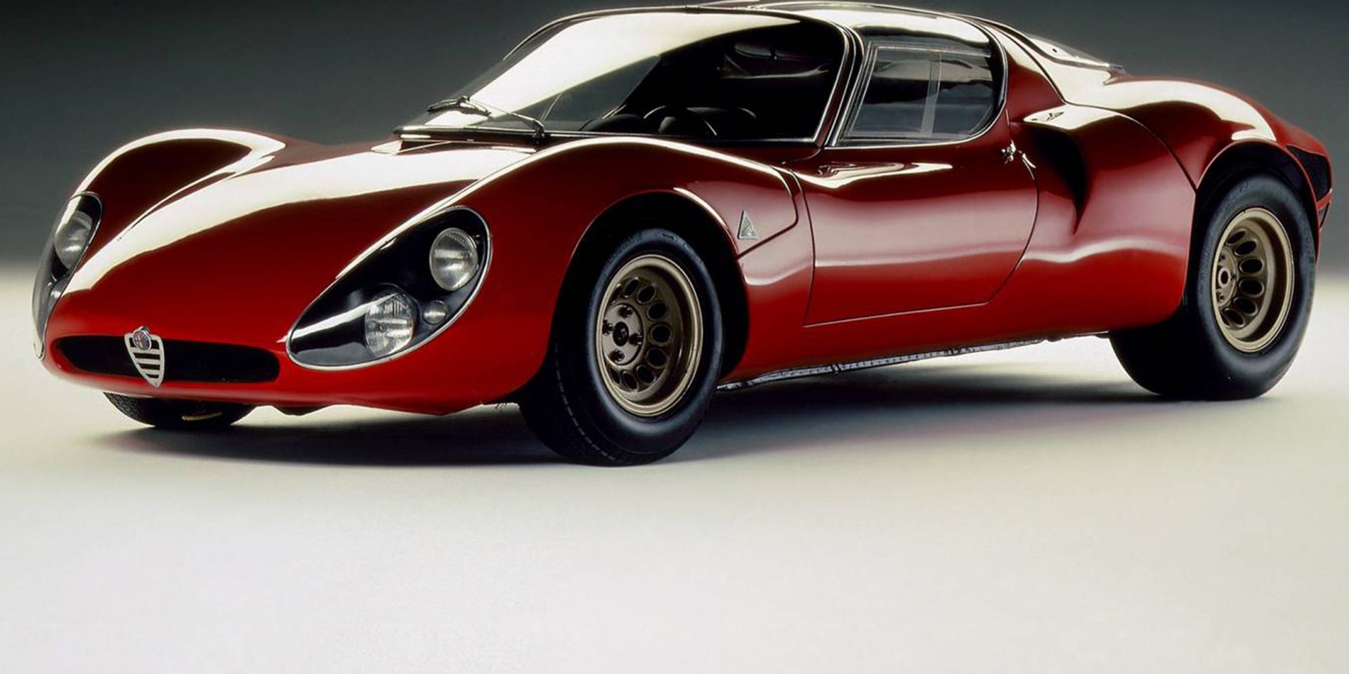 alfa-romeo-33-stradale