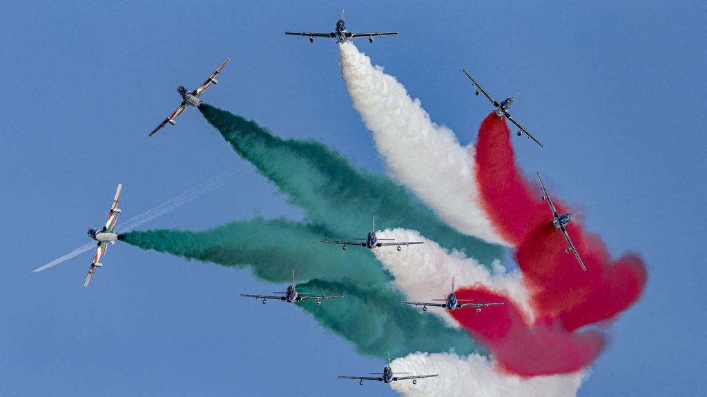 frecce-tricolori-60-anni-pan-pattuglia-acrobatica-nazionale-aeronautica-militare-(3)