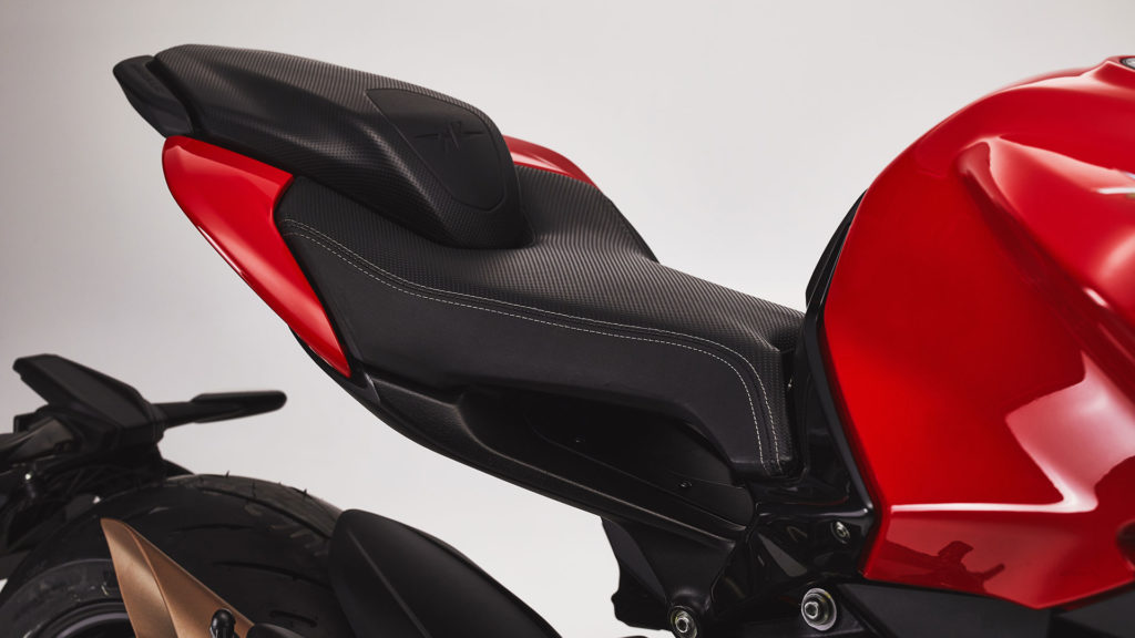 mv-agusta-brutale-800-rosso-2021