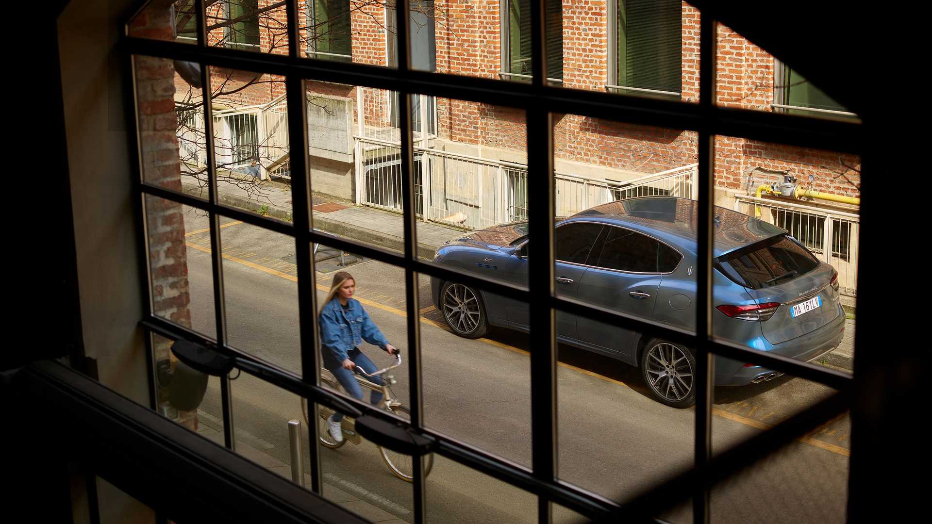 maserati-levante-hybrid