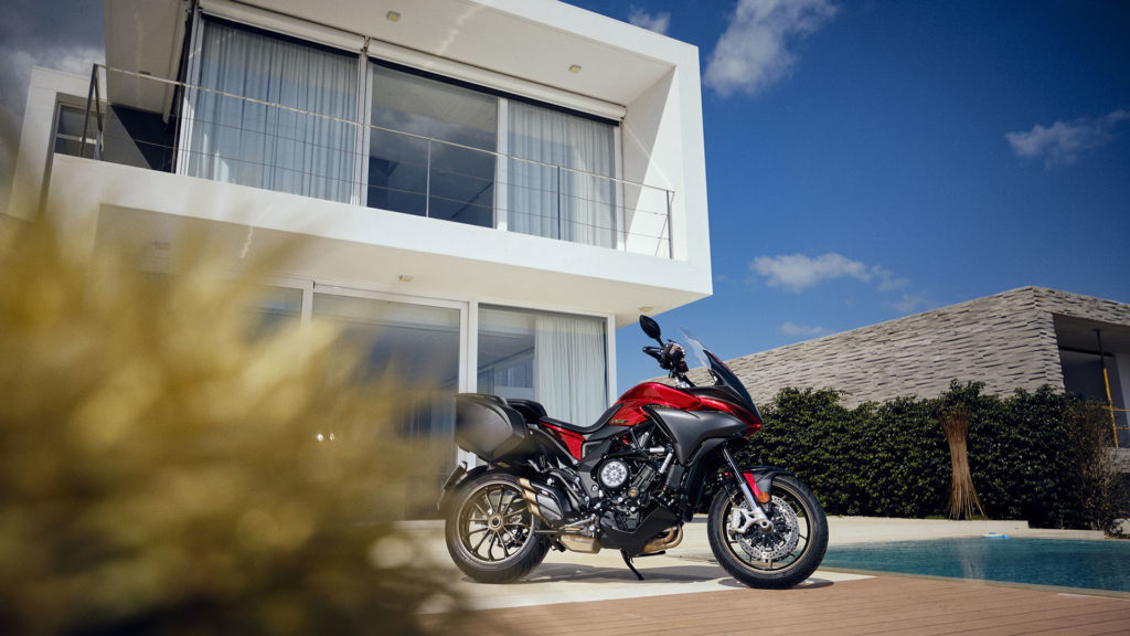 mv-agusta-turismo-veloce-my-2021