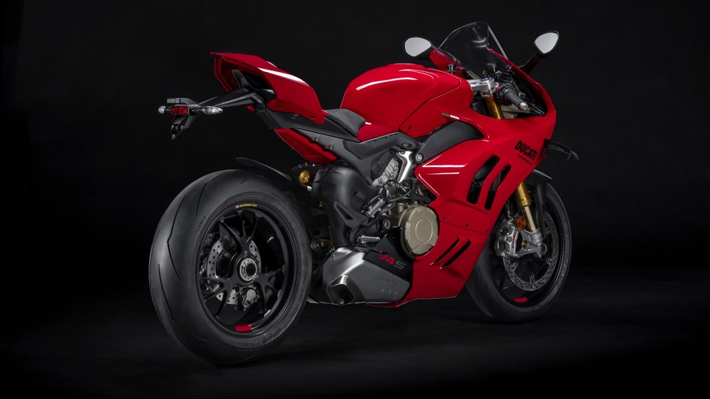 ducati-panigale-v4-my-2022