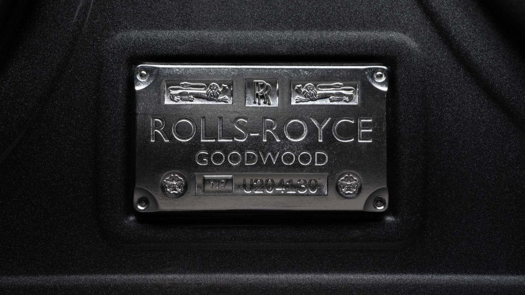 rolls-royce-ghost-black-badge (31)