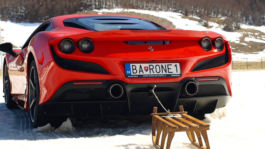 fabio-barone-ferrari-record-ghiaccio-siberia-russia