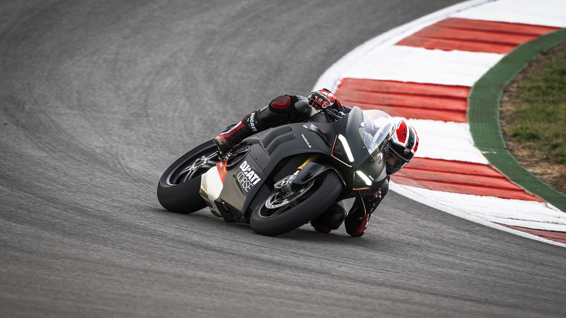 ducati-panigale-v4-sp2