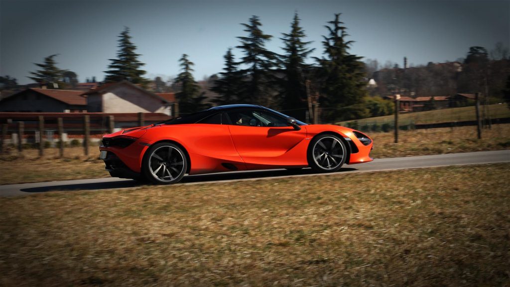 mclaren-720s-spider-prova-test (41)