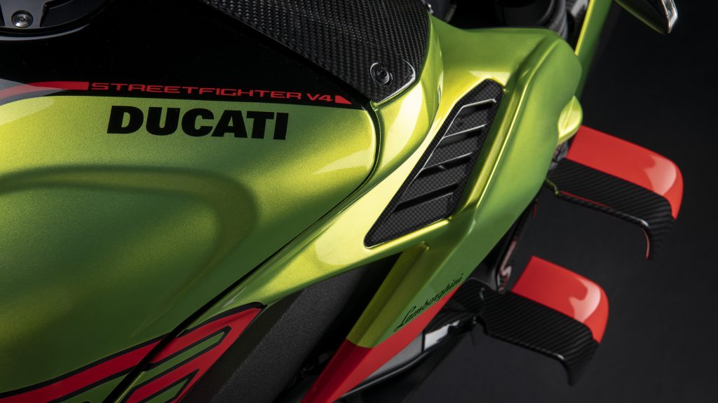 ducati-streetfighter-v4-lamborghini