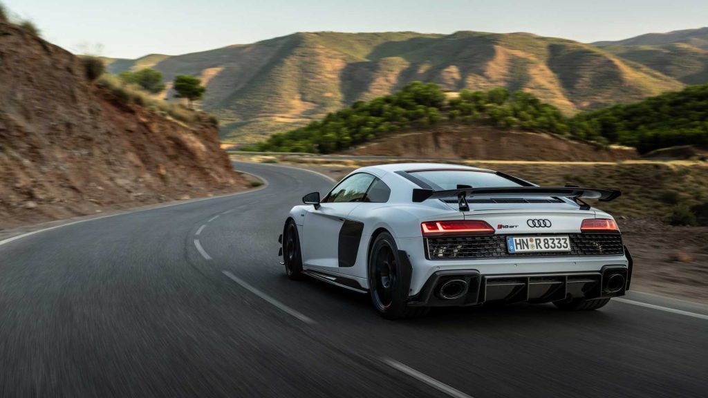 audi-r8-v10-gt-rwd