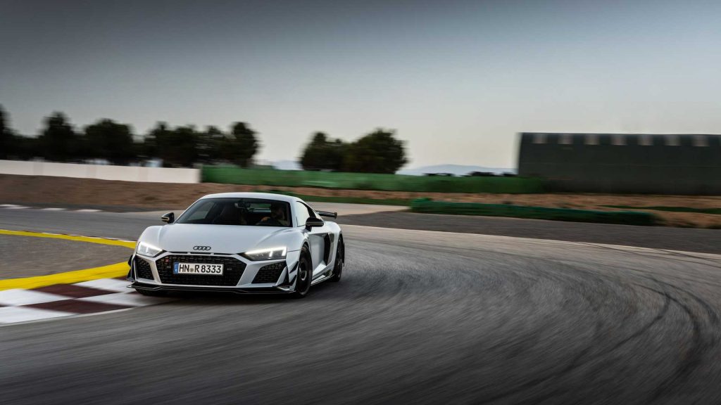 audi-r8-v10-gt-rwd