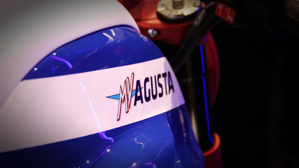 mv-agusta-921-s-concept-live-(6)