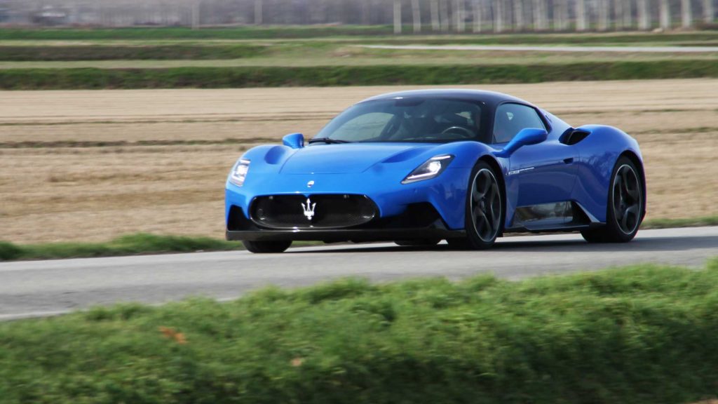 maserati-mc20-prova-test (24)