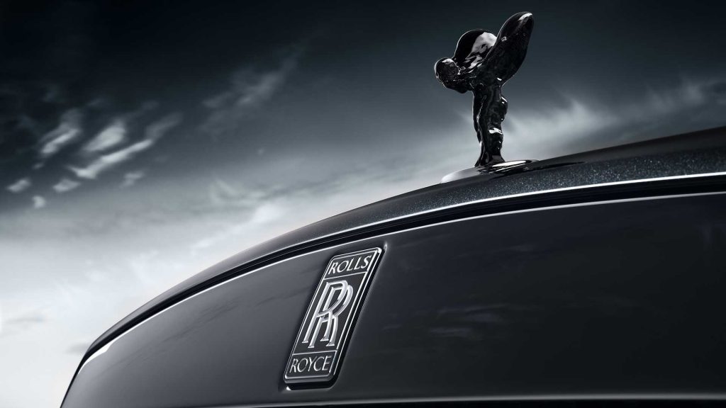 rolls-royce-black-badge-wraith-black-arrow