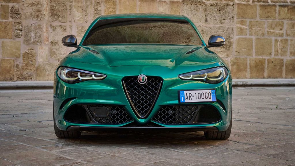 alfa-romeo-giulia-stelvio-quadrifoglio-my-2023-100°-anniversario