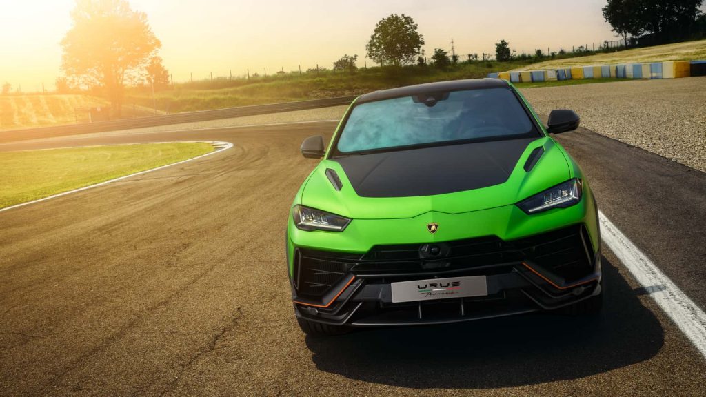 lamborghini-urus-performante-essenza-scv12-special-edition