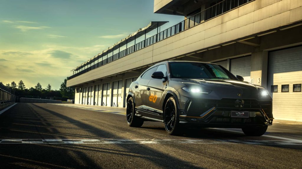 lamborghini-urus-performante-essenza-scv12-special-edition