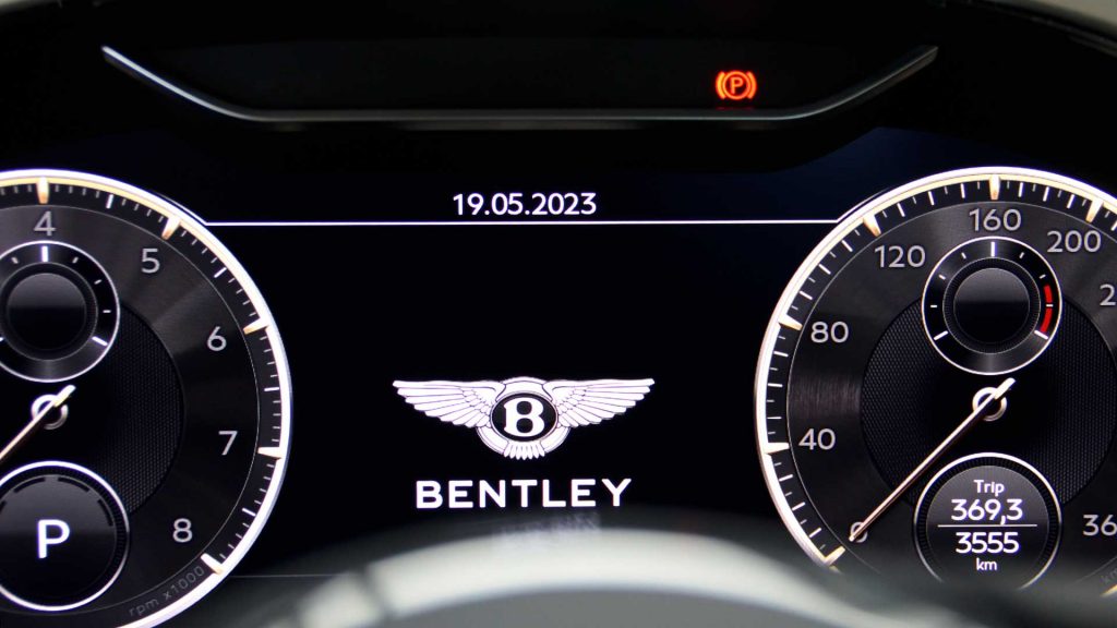 bentley-flying-spur-v8-azure-prova-test (164)