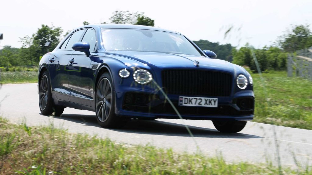 bentley-flying-spur-v8-azure-prova-test (5)