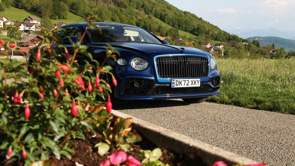 bentley-flying-spur-v8-azure-prova-test (60)