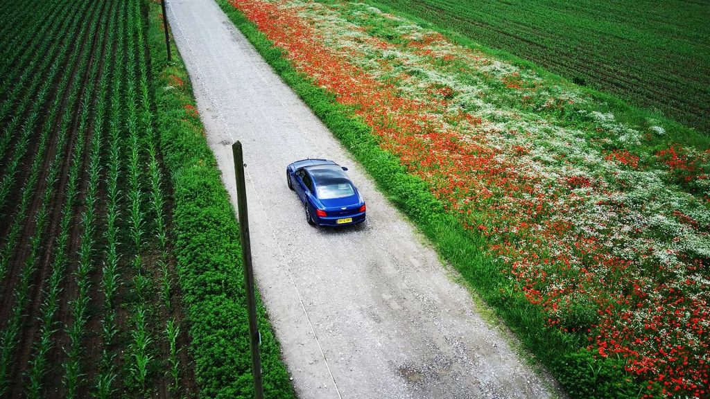 bentley-flying-spur-v8-azure-prova-test (74)