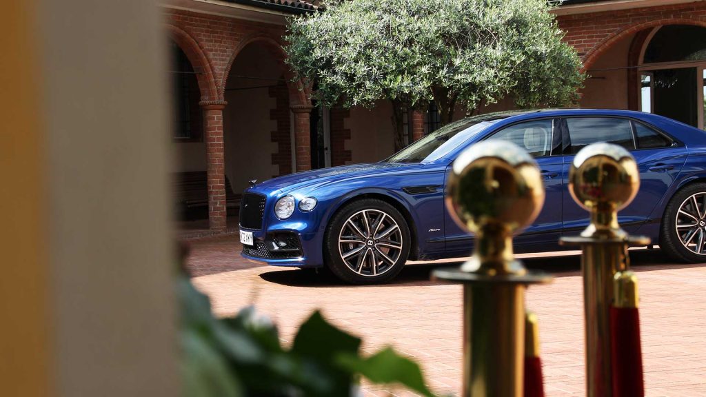 bentley-flying-spur-v8-azure-prova-test (90)