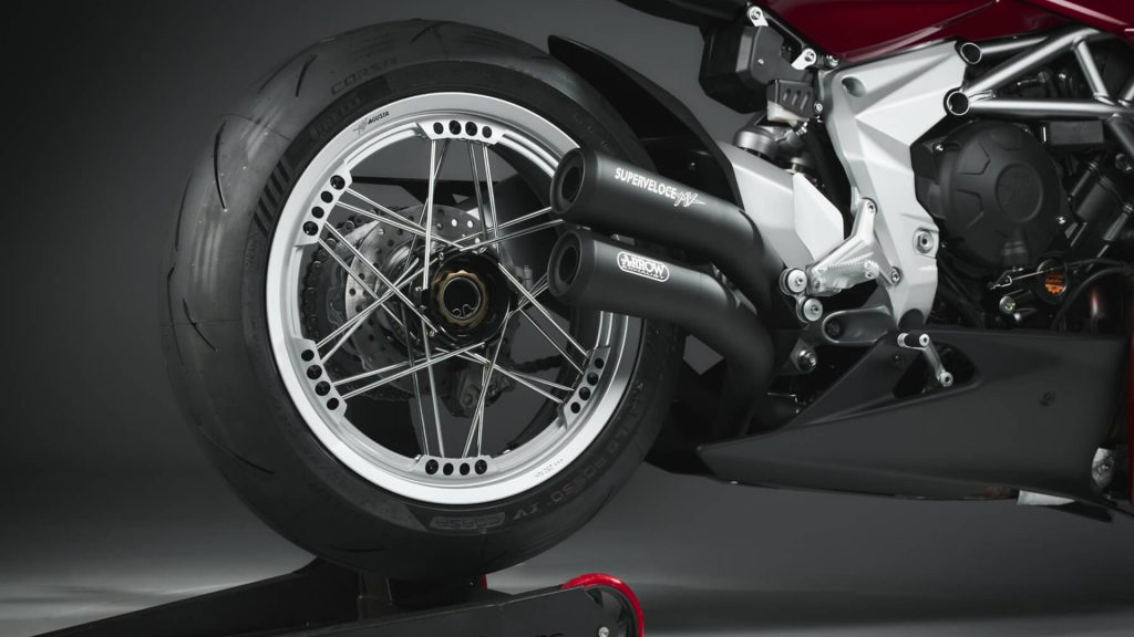 mv-agusta-superveloce-98-edizione-limitata-(1)