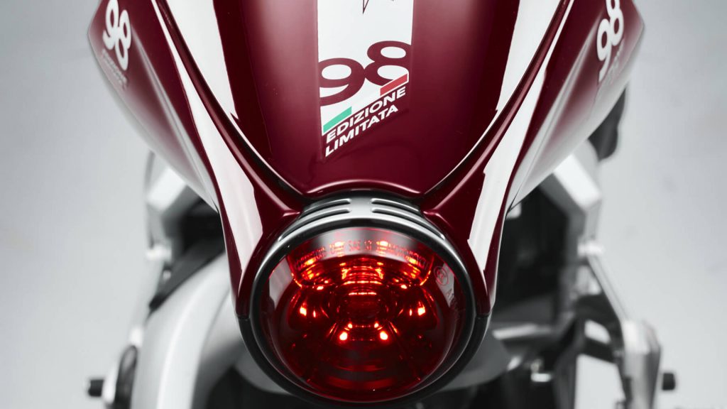 mv-agusta-superveloce-98-edizione-limitata-(1)