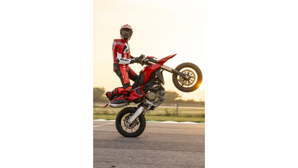 ducati-hypermotard-698-mono