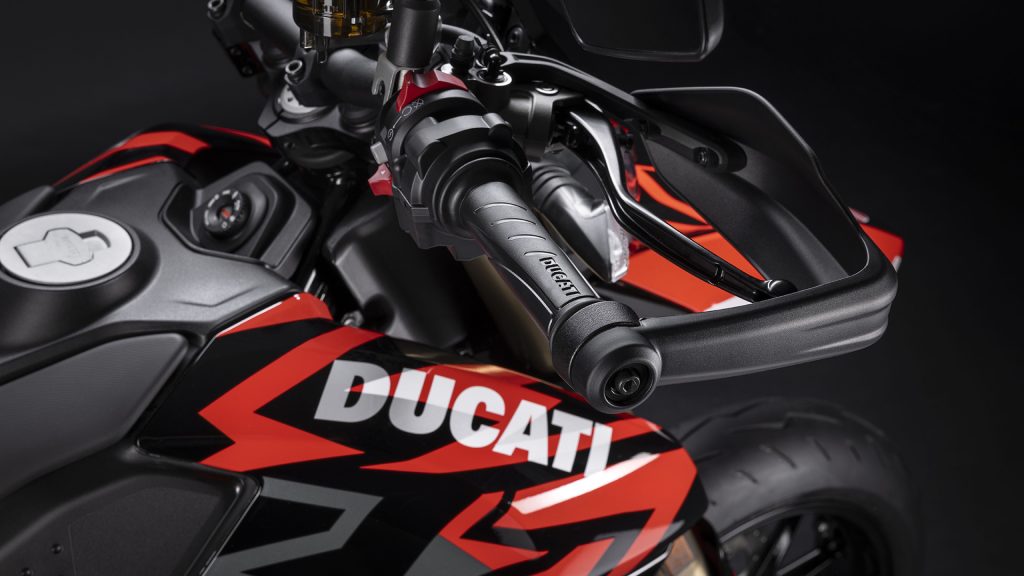 ducati-hypermotard-698-mono