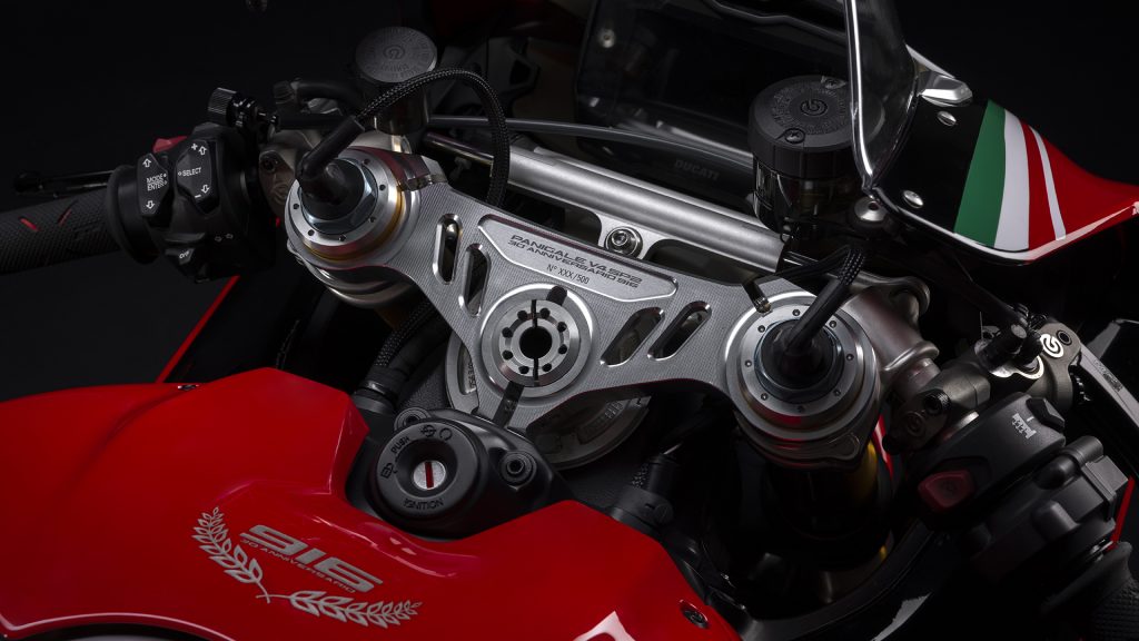 ducati-panigale-v4-sp2-30°-anniversario-916